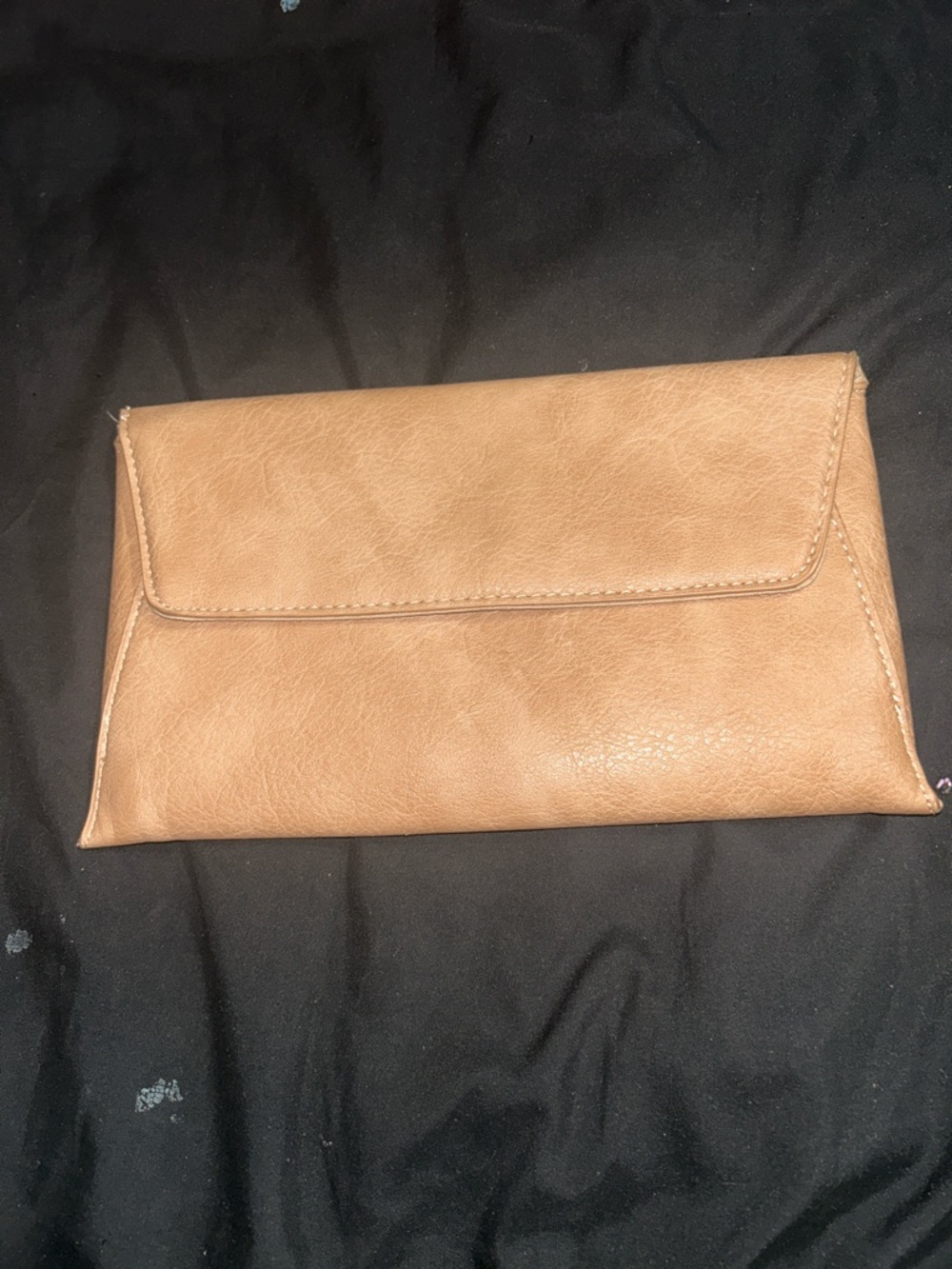 Source Unknown Tan Envelope Clutch